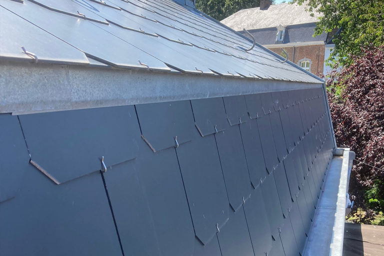 Couverture ardoises dolmen Toiture Michaux